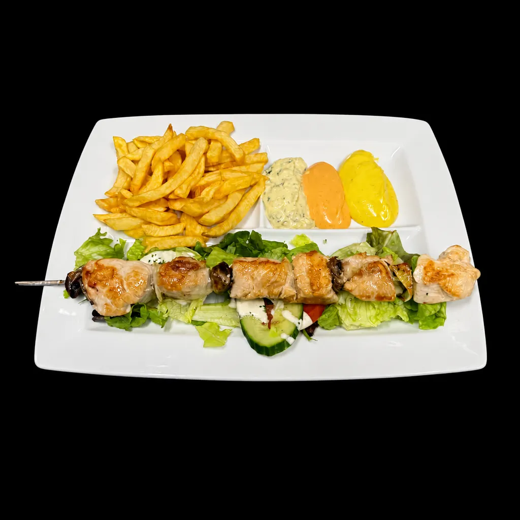 Brochette géante de volaille aux 3 sauces froides